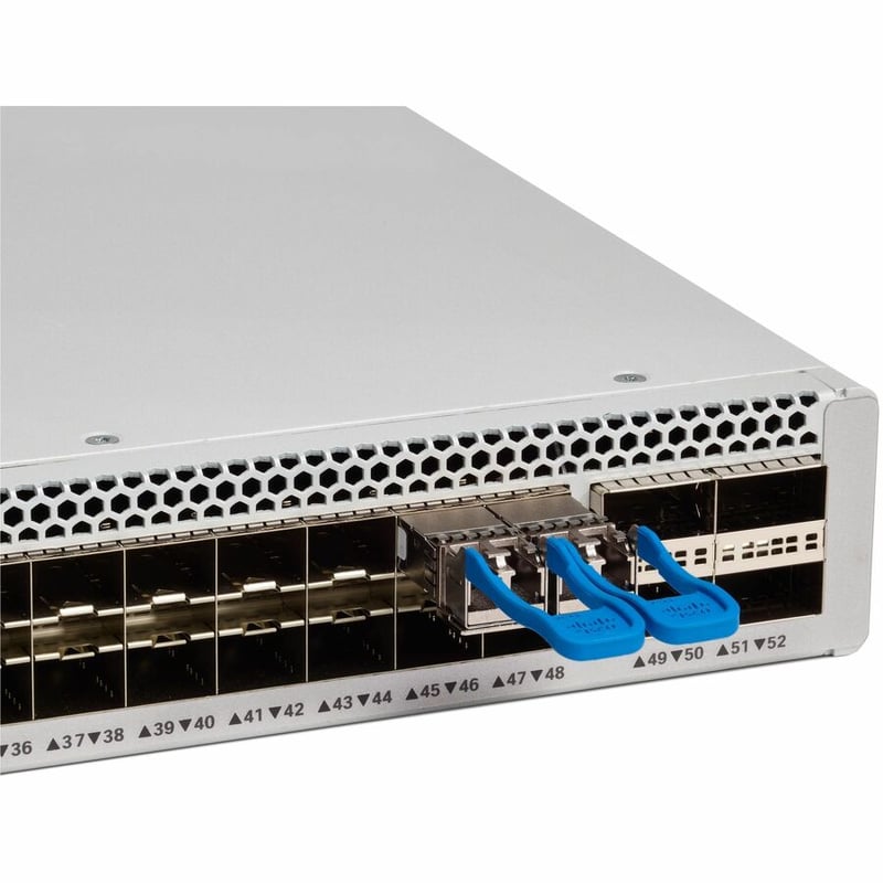 Cisco Catalyst 9500 40-port 10G switch, 8 x 10GE Network Module, NW Adv. License - Thumbnail 5