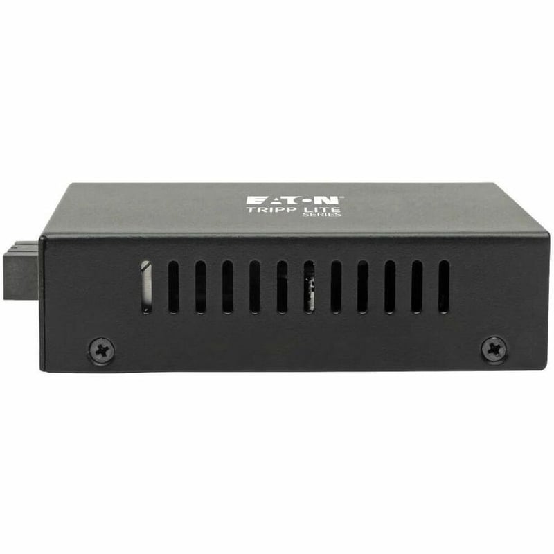 Tripp Lite by Eaton Gigabit Singlemode Fiber to Ethernet Media Converter POE+ - 10/100/1000 SC 1310 nm 20 km (12.4 mi.) - Thumbnail 4