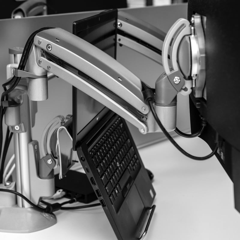 Chief Kontour KRA300 Mounting Tray for Notebook - Silver - Thumbnail 2