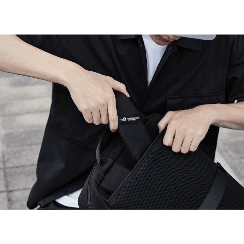 Asus ROG Archer Carrying Case (Backpack/Briefcase) for 11" to 15.6" Asus Notebook - Black - Thumbnail 4
