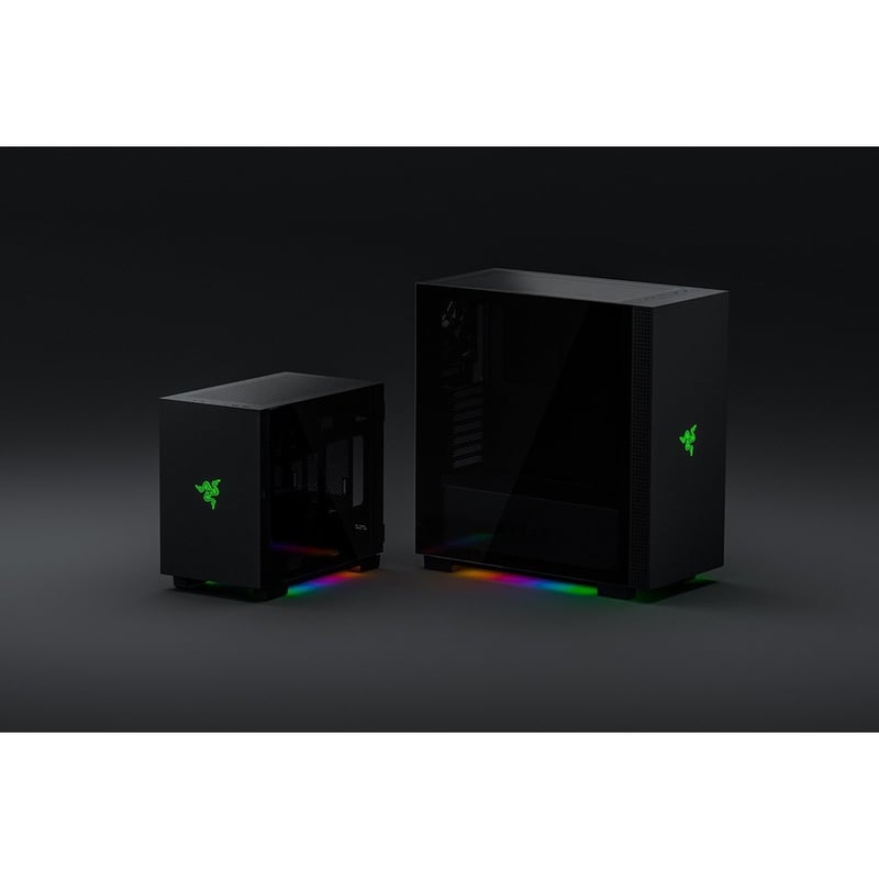 Razer Tomahawk Mini-ITX Mini-ITX Gaming Chassis with Razer Chroma RGB - Thumbnail 4