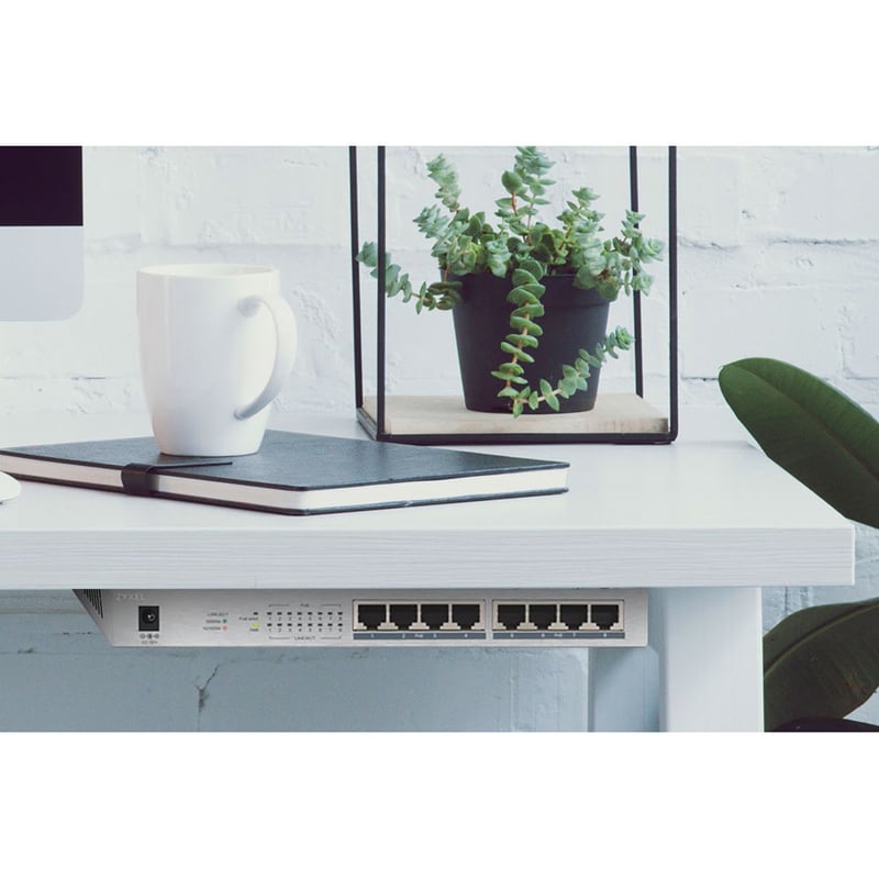 ZYXEL 8-Port GbE Unmanaged PoE Switch - Thumbnail 5