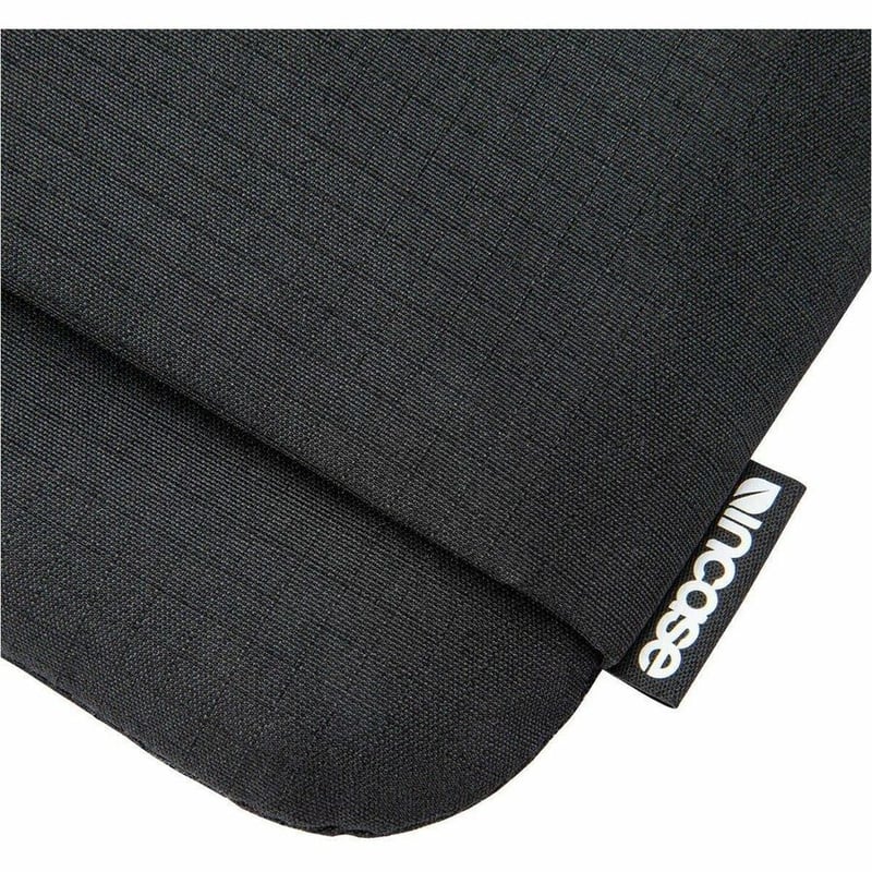 Incase Carrying Case (Sleeve) for 16" Apple MacBook Pro - Black - Thumbnail 2