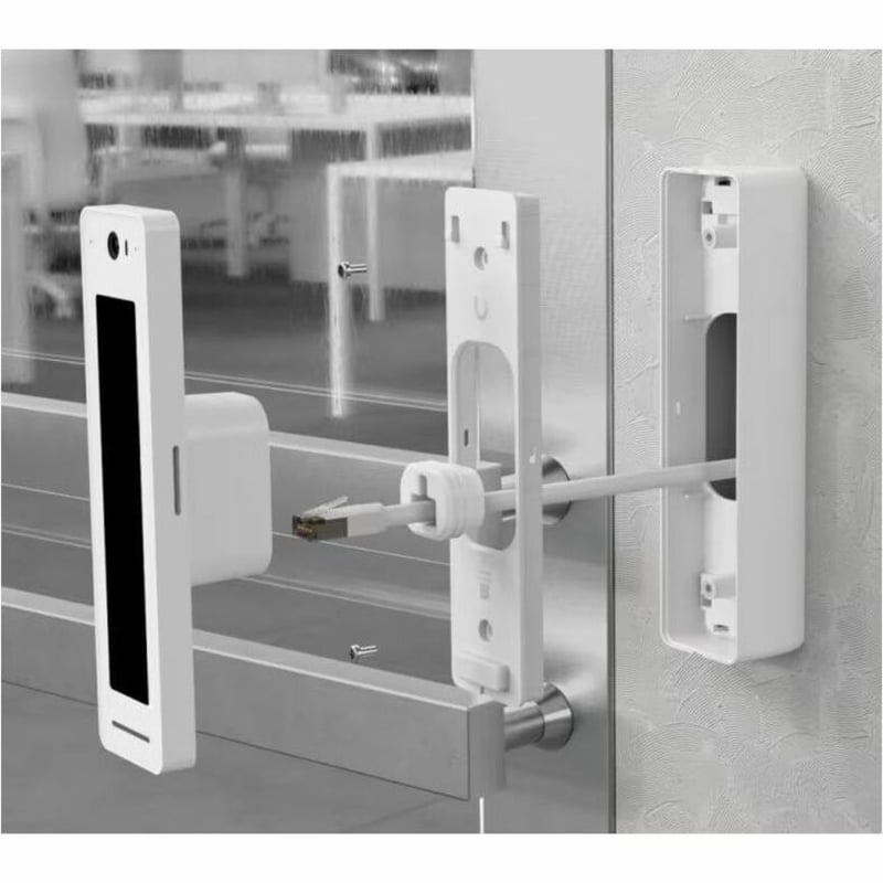 ANGLED MOUNTING ACCESSORY FOR UNIFI PROFESSIONAL ACCESS READERS. - Thumbnail 2
