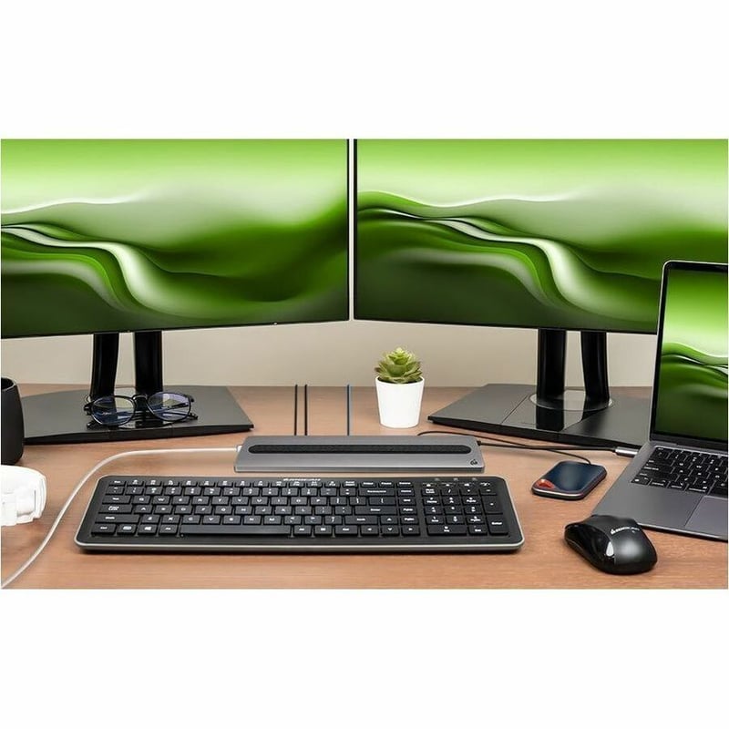 IOGEAR Dock Pro 100 USB-C 4K Ultra-Slim Station