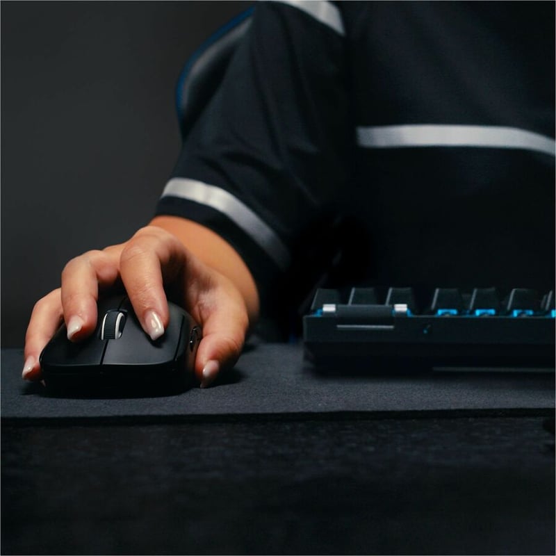 Logitech G PRO X Superlight 2 Lightspeed Gaming Mouse - Thumbnail 4