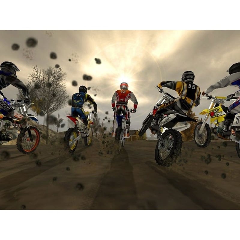 THQ MX Unleashed for PlayStation 2 - Thumbnail 2