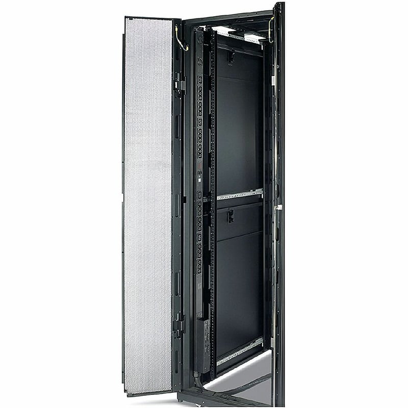 APC by Schneider Electric 30-Outlets PDU - Thumbnail 5
