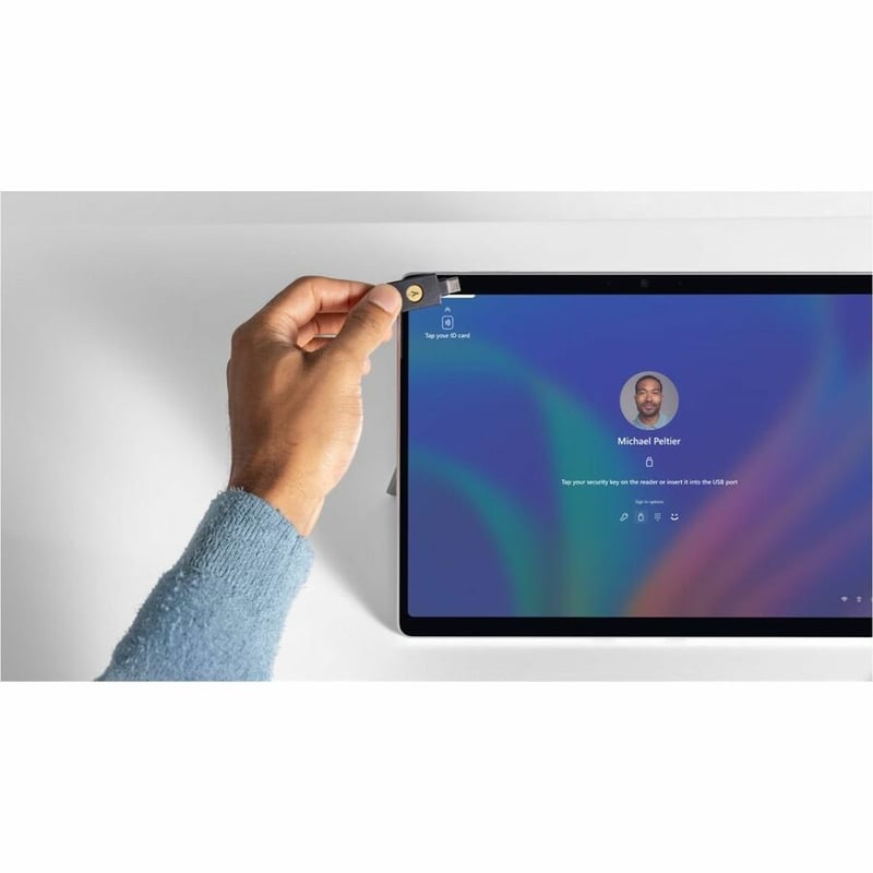 SURFACE PRO 11 13IN INTEL CU7/16/1T TAA PLATINUM - Thumbnail 3