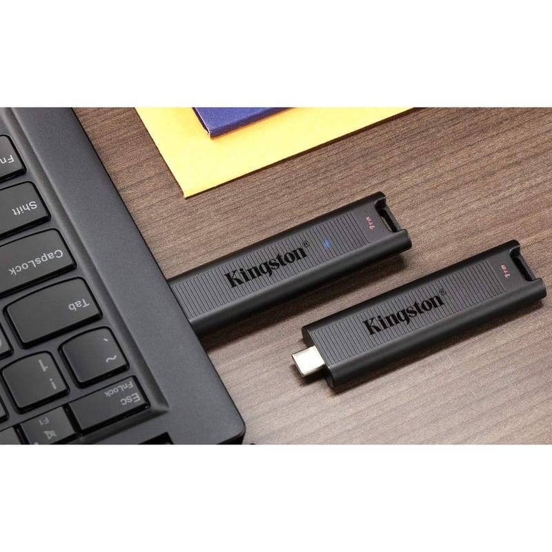 Kingston DataTraveler Max USB 3.2 Gen 2 Flash Drive