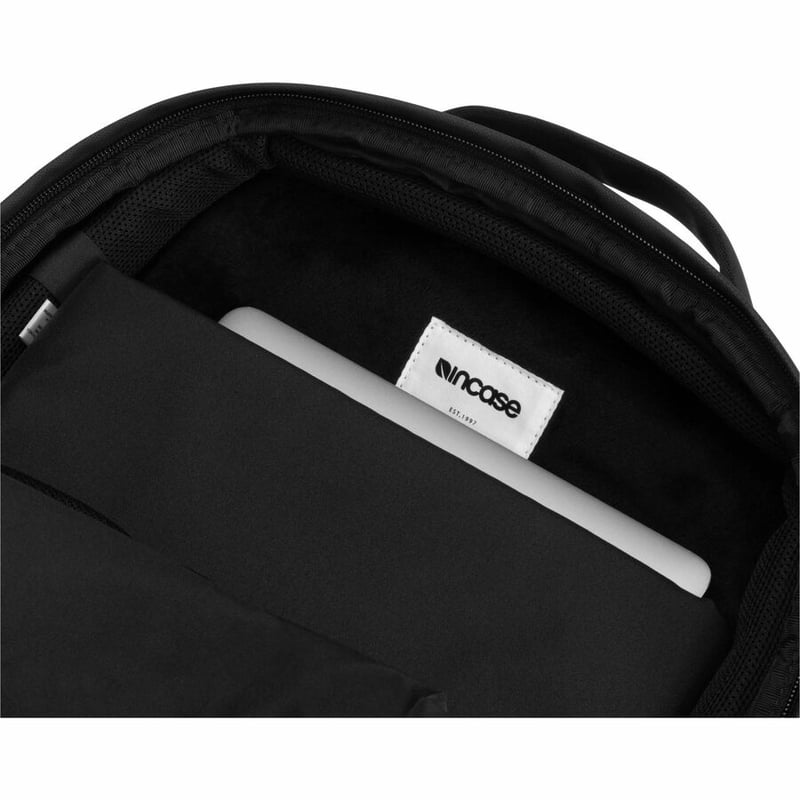 Incase City Carrying Case (Backpack) Apple MacBook - Black - Thumbnail 3