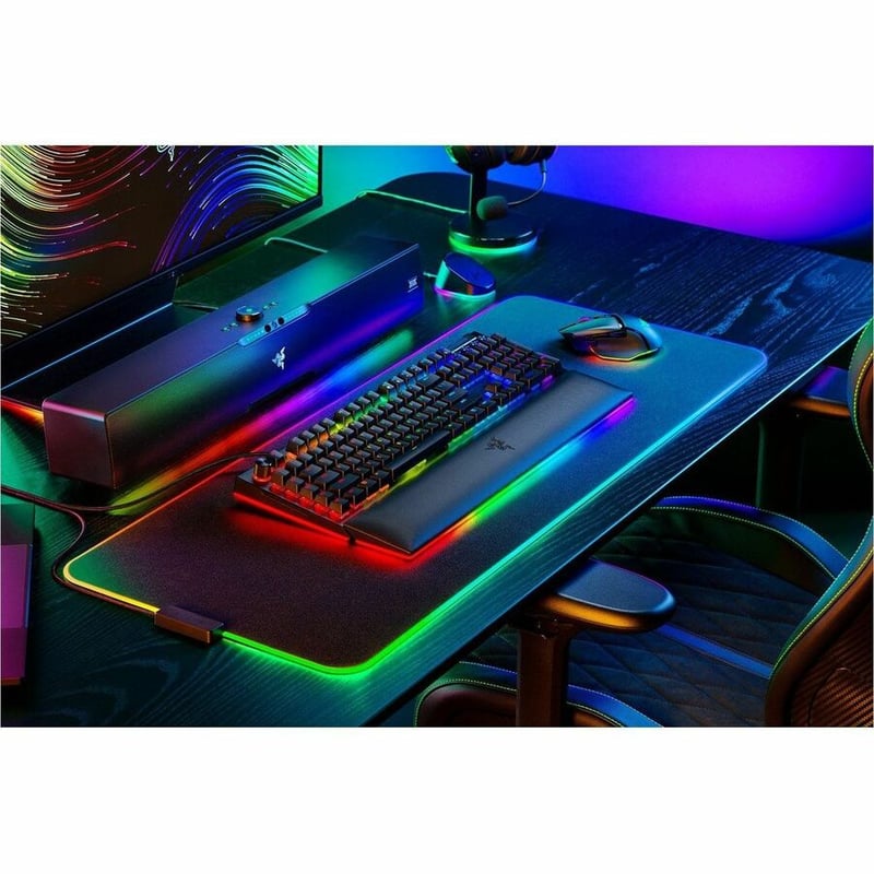 RAZER BLACKWIDOW V4 PRO WIRED MECHANICAL GAMING KEYBOARD - Thumbnail 3