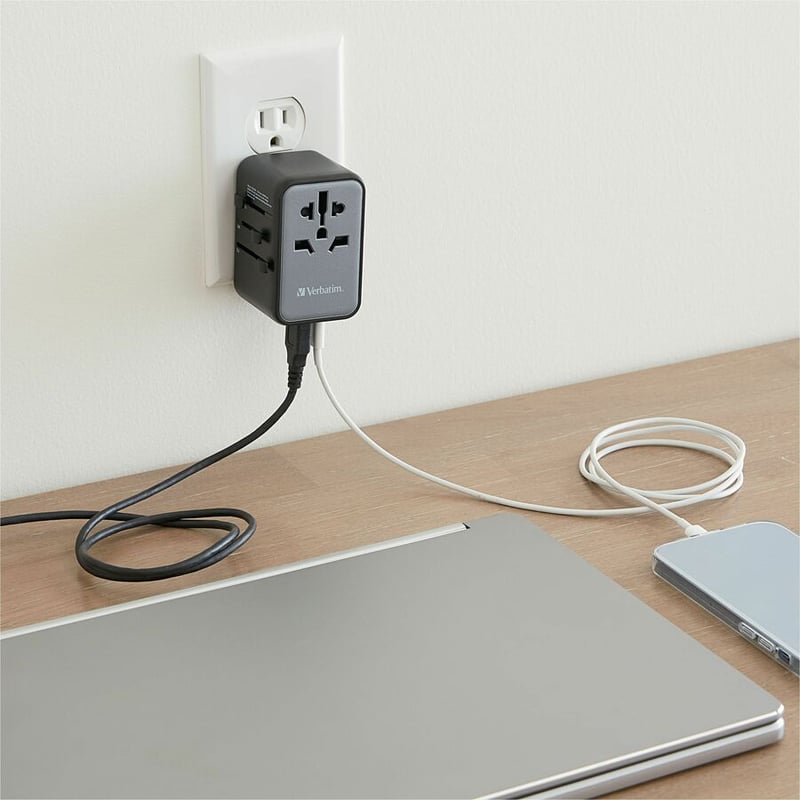 VERBATIM 70W TRAVEL ADAPTER GAN UNIVERSAL ADAPTER USB-C USB-A - Thumbnail 5