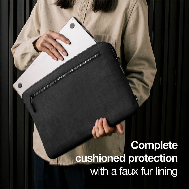 Incase Compact Carrying Case (Sleeve) for 14" Apple MacBook Pro - Graphite - Thumbnail 2