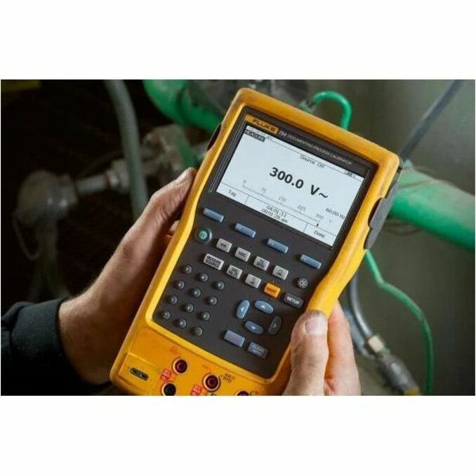 Fluke 753 Documenting Process Calibrator - Thumbnail 2