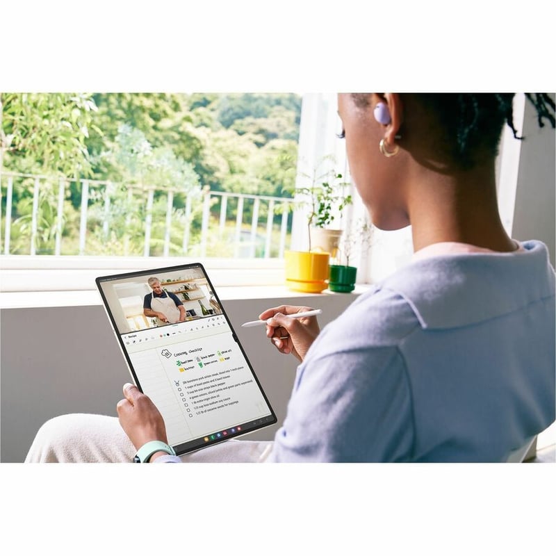 Samsung Galaxy Tab S9 SM-X710 Tablet - 11" WQXGA - Qualcomm SM8550-AC Octa-core - 8 GB - 128 GB SSD - Android 13 - Beige