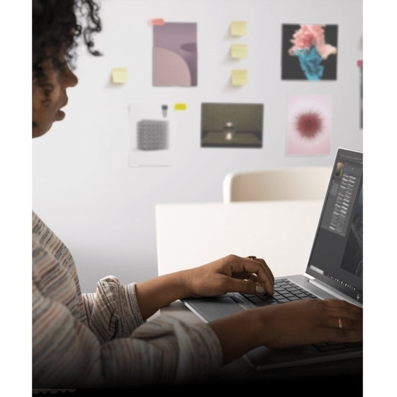 HP ZBook Firefly 15 G7 15.6" Mobile Workstation - Intel Core i7 10th Gen i7-10810U Hexa-core (6 Core) 1.10 GHz - 32 GB Total RAM - 512 GB SSD - Thumbnail 5