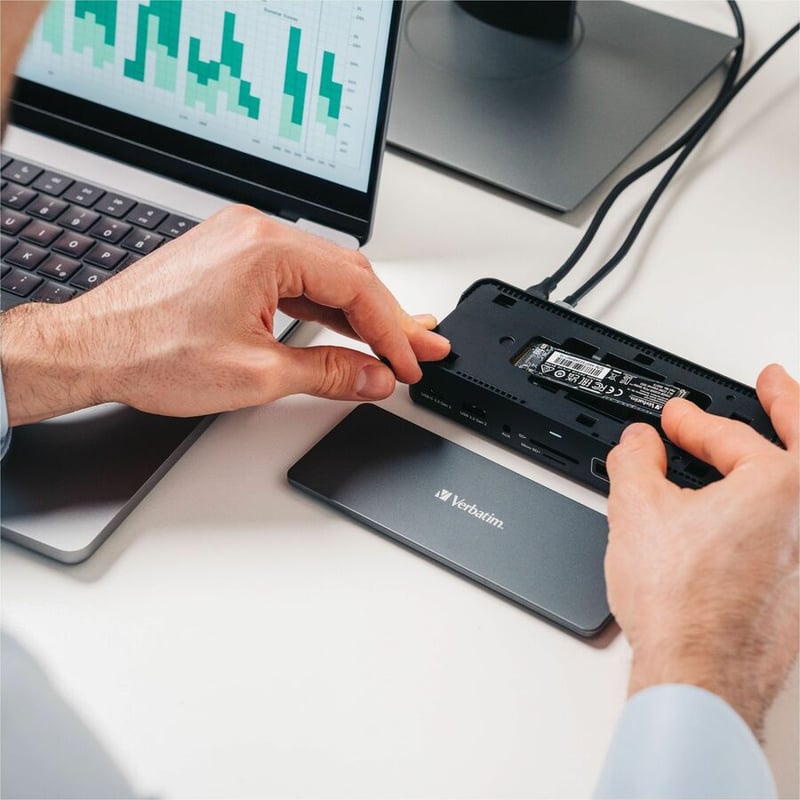 Verbatim USB-C ™Pro Docking Station 15-in-1 - 256GB Vi3000 SSD - Thumbnail 4