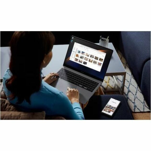 Samsung Galaxy Book4 Pro NP944XGK-KG1US 14" Touchscreen Notebook - 3K - 120 Hz - Intel Core Ultra 7 155H - 16 GB - 1 TB SSD - Moonstone Gray - Thumbnail 5