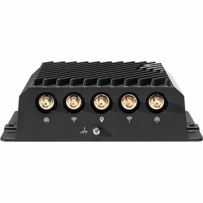 NETCLOUD IOT COMPLETE AND R920 ROUTER WITH WIFI 5YR, GA - Thumbnail 2