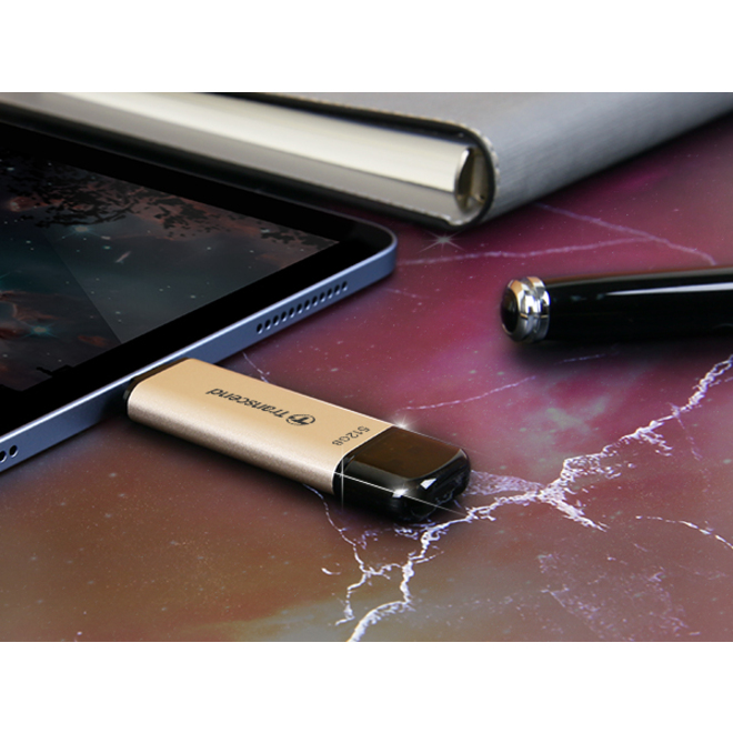 Transcend JetFlash 930C 512GB USB 3.2 Gen 1 (Type A + Type C) Flash Drive - Thumbnail 5