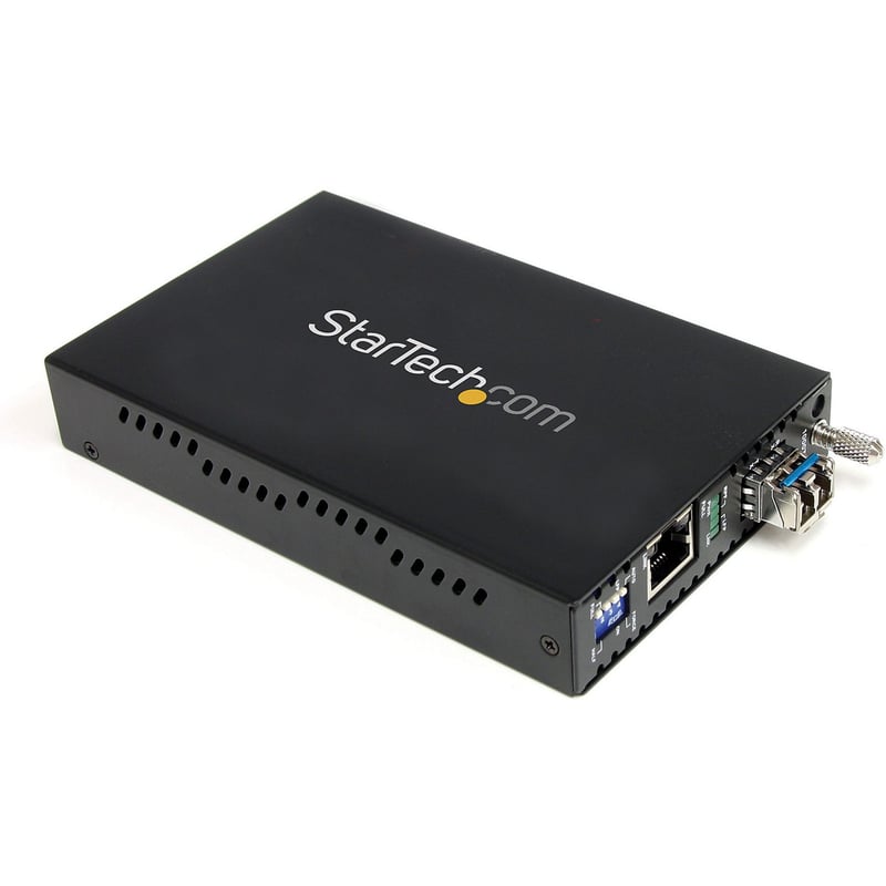 StarTech.com 1000 Mbps Gigabit Single Mode Fiber Media Converter LC 40 km - Thumbnail 1