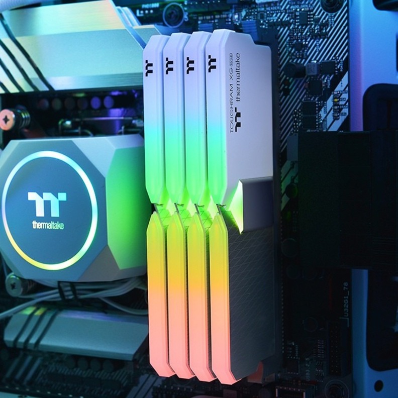 Thermaltake TOUGHRAM XG RGB Memory DDR4 3600MHz 16GB (8GB x2)-White - Thumbnail 3