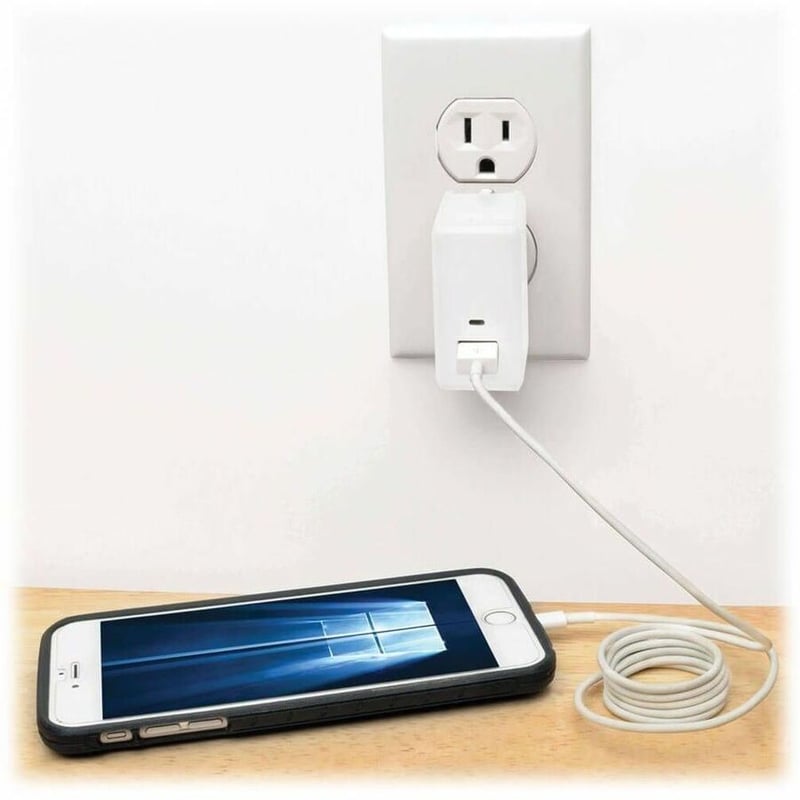 Tripp Lite by Eaton 1-Port USB Wall/Travel Charger with Quick Charge 3.0 - Class A 5/9/12V DC Out 18W - Thumbnail 2