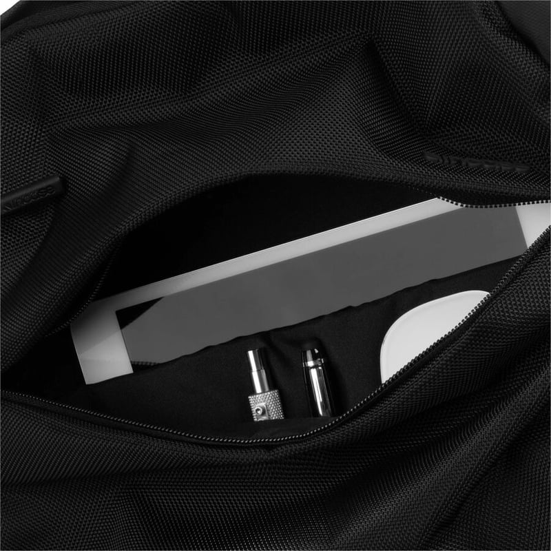 Incase City Carrying Case (Backpack) Apple MacBook - Black - Thumbnail 5