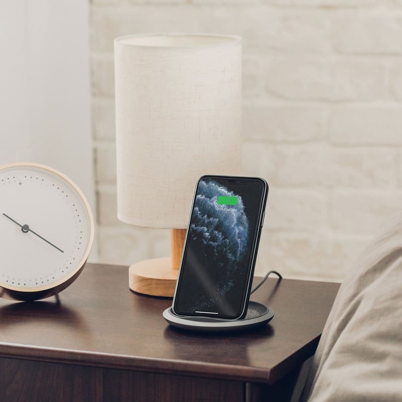 Moshi Lounge Q Wireless Charging Stand, Qi-certified 15 W Fast-charging with Adjustable Height for all Phones, Vertical or Horizontal Charging - Thumbnail 3