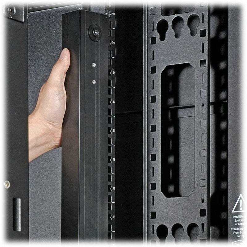 Tripp Lite by Eaton PDU 5.5kW Single-Phase Monitored PDU with LX Platform Interface 208/230V Outlets (20 C13 & 4 C19) L6-30P 0U TAA - Thumbnail 5