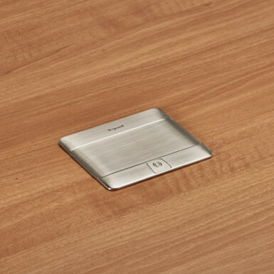 Wiremold Cord Ended deQuorum Single-Flip Up Unit - Thumbnail 4