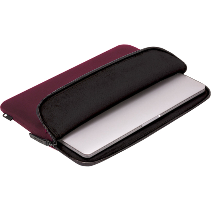 Incase Compact Sleeve in Flight Nylon for 13-inch MacBook Pro Retina / Pro - Thunderbolt 3 (USB-C) and 13-inch MacBook Air with Retina Display - Mulberry - Thumbnail 3