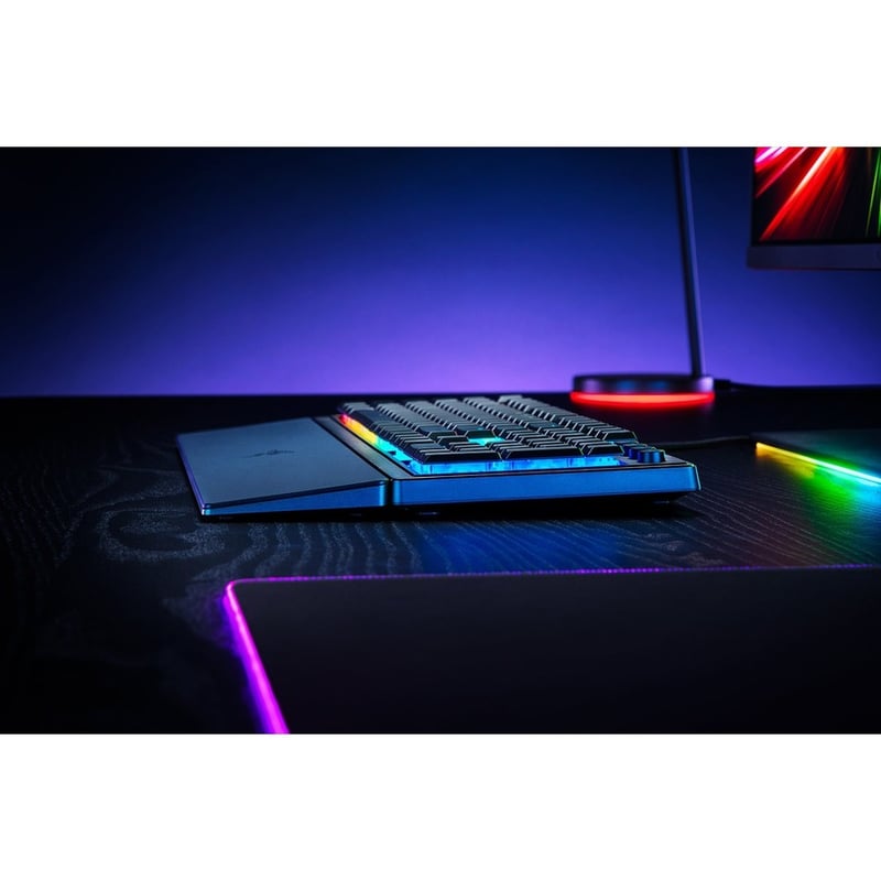 Razer Ornata V3 - US Low-profile Mecha-membrane RGB Keyboard - Thumbnail 3