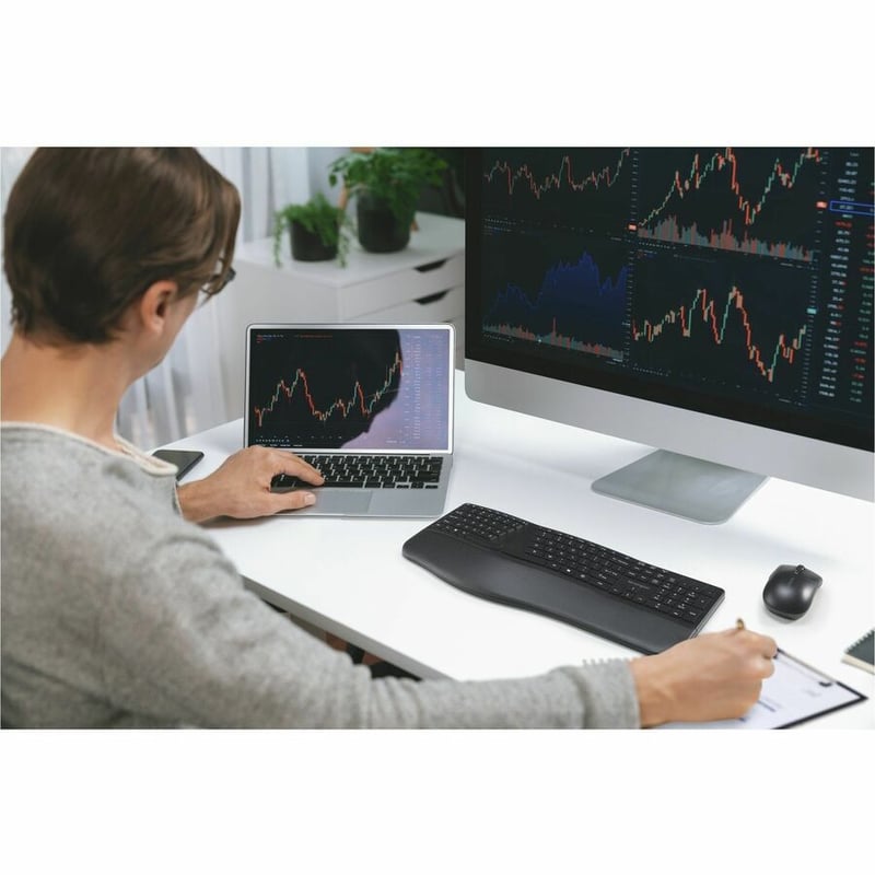 FKM680 RECHARGEABLE ERGO KB S ERGO KM680 EQ RCHRGBLE DSKTP SET - Thumbnail 3