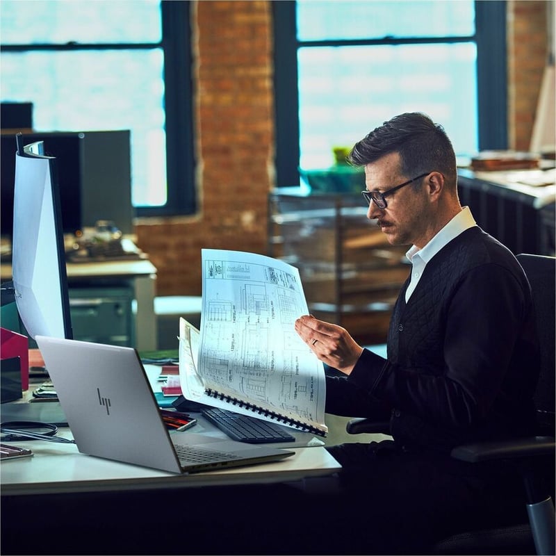HP ZBPG11A R7-8845HS 16 32GB/2T PC AMD R7-8845HS, 16 WUXGA AG LED UWVA, DSC, WEB - Thumbnail 5