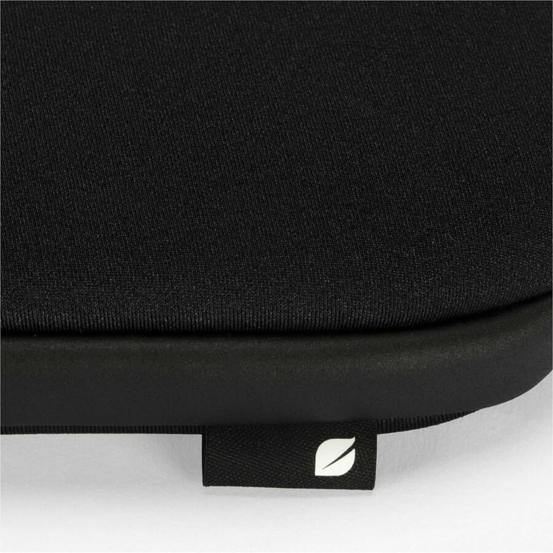 Incase Classic Carrying Case (Sleeve) for 15" to 16" Apple Notebook, MacBook - Black - Thumbnail 4