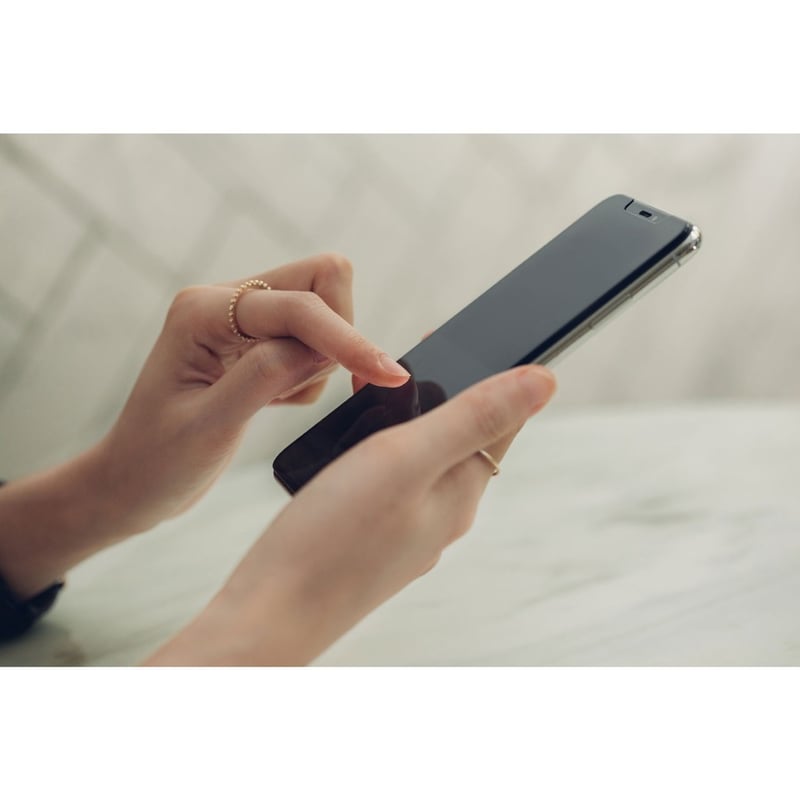 IONGLASS PRIVACY FOR IPHONE 11/XR/ BLACK - Thumbnail 3