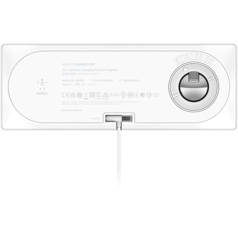 Belkin 3-in-1 Wireless Charging Pad with MagSafe - Thumbnail 5