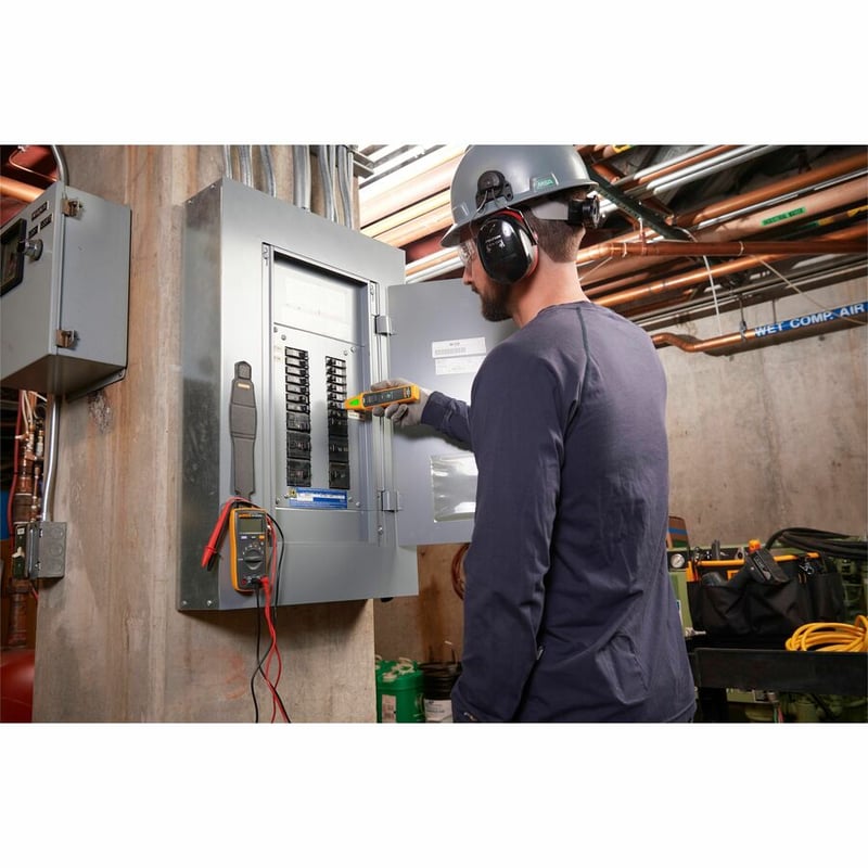 FLUKE 107 DMM AND BK120 BREAKER FINDER BUNDLE - Thumbnail 5