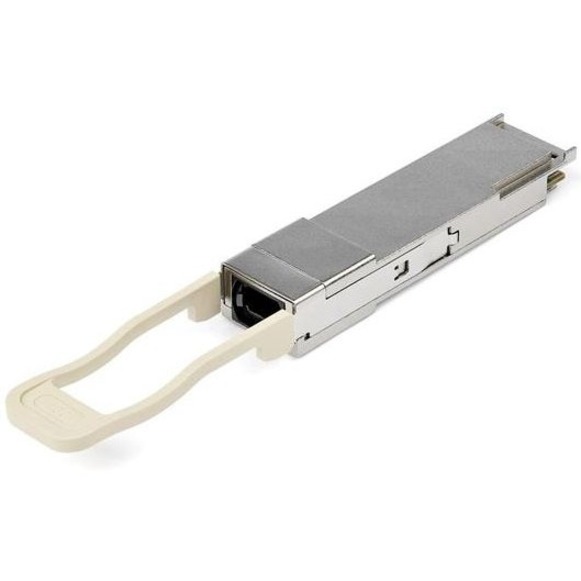 StarTech.com Cisco QSFP-40G-SR4-S Compatible QSFP+ Module - 40GBASE-SR4 40GE Gigabit Ethernet 40GbE Multimode Fiber MMF Optic Transceiver - Thumbnail 4