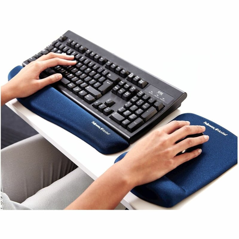 Fellowes PlushTouch Mouse Pad Wrist Rest with Microban - Blue - Thumbnail 4