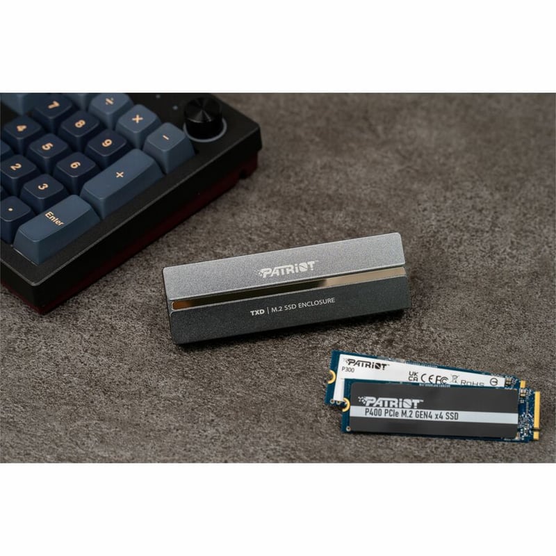 Patriot Memory Drive Enclosure PCI Express NVMe 3.0 x4 - USB 3.2 (Gen 2) Type C Host Interface Portable - Thumbnail 3