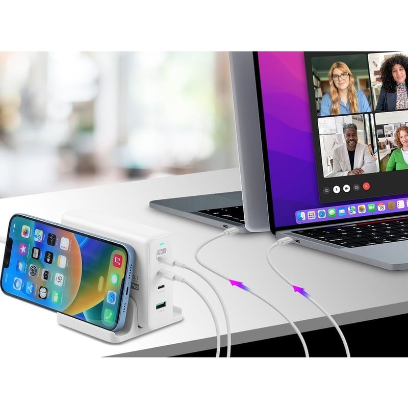 SIIG 240W GaN PD 3.1 Charger - 3C1A - Thumbnail 3