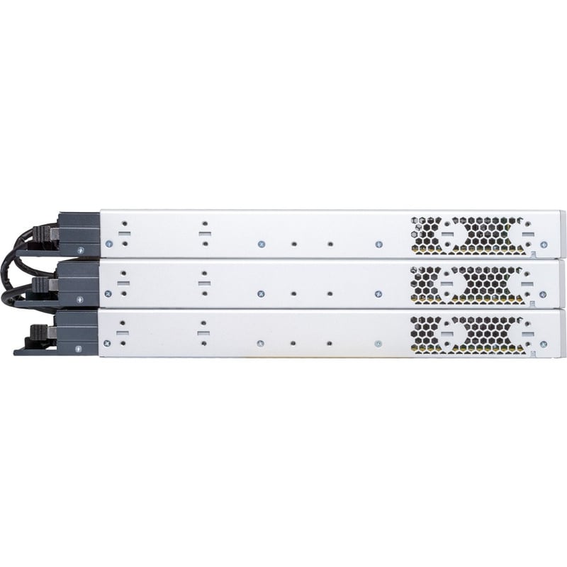 Cisco Catalyst 9300 24-port fixed Uplinks PoE+, 4X1G Uplinks, Network Essentials - Thumbnail 5