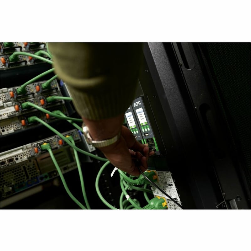 APC by Schneider Electric NetShelter 42-Outlets PDU - Thumbnail 3