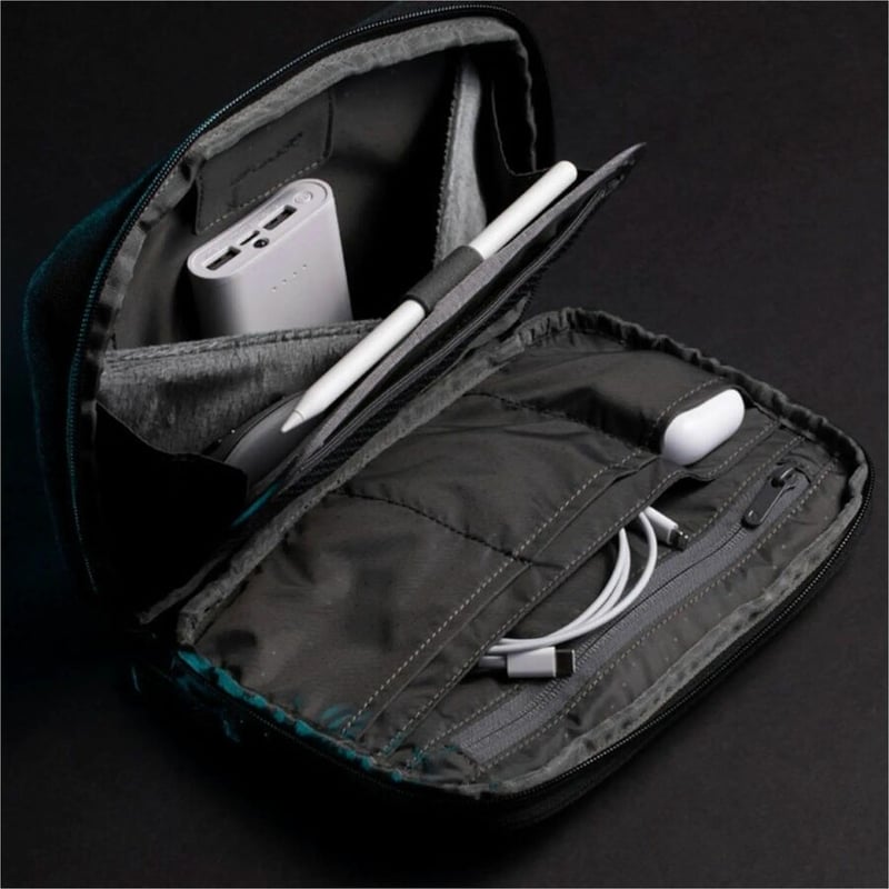 Incase A.R.C. Carrying Case Accessories - Black - Thumbnail 3