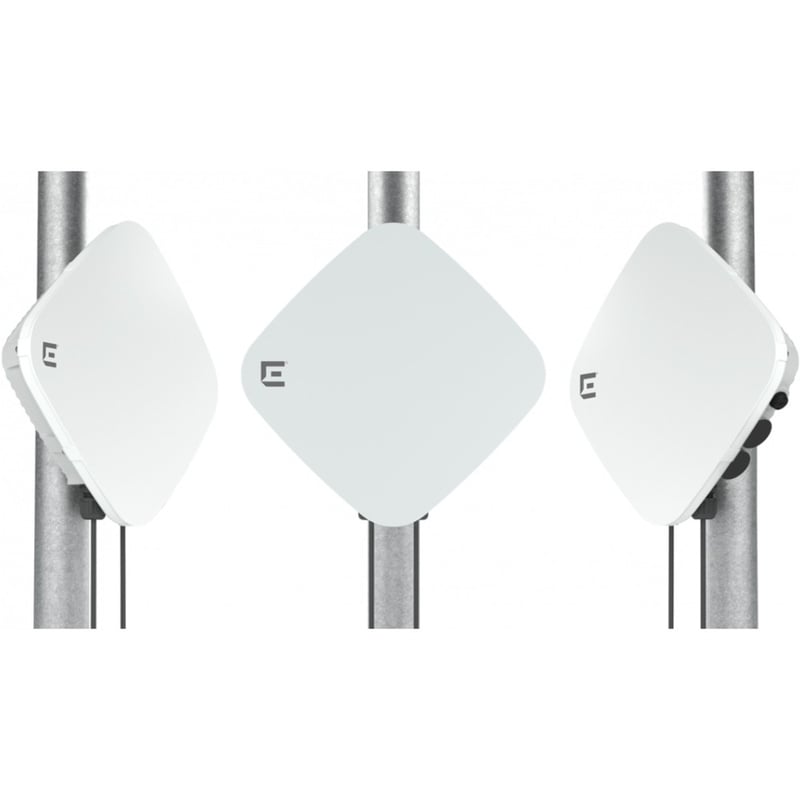 EXTREMECLOUD IQ: TRI-RADIO OUTDOOR WIFI 6 AP (4X4 5 GHZ, 2X2 DUAL BAND & 1X1 SE
