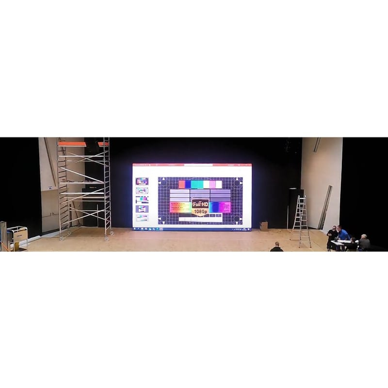 NEC Display LED-E015I-135 Digital Signage Display - Thumbnail 4