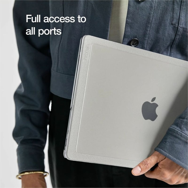 INCASE EDGE HARDSHELL CASE FOR MACBOOK AIR (15-INCH, M3, 2024) - CLEAR - Thumbnail 2